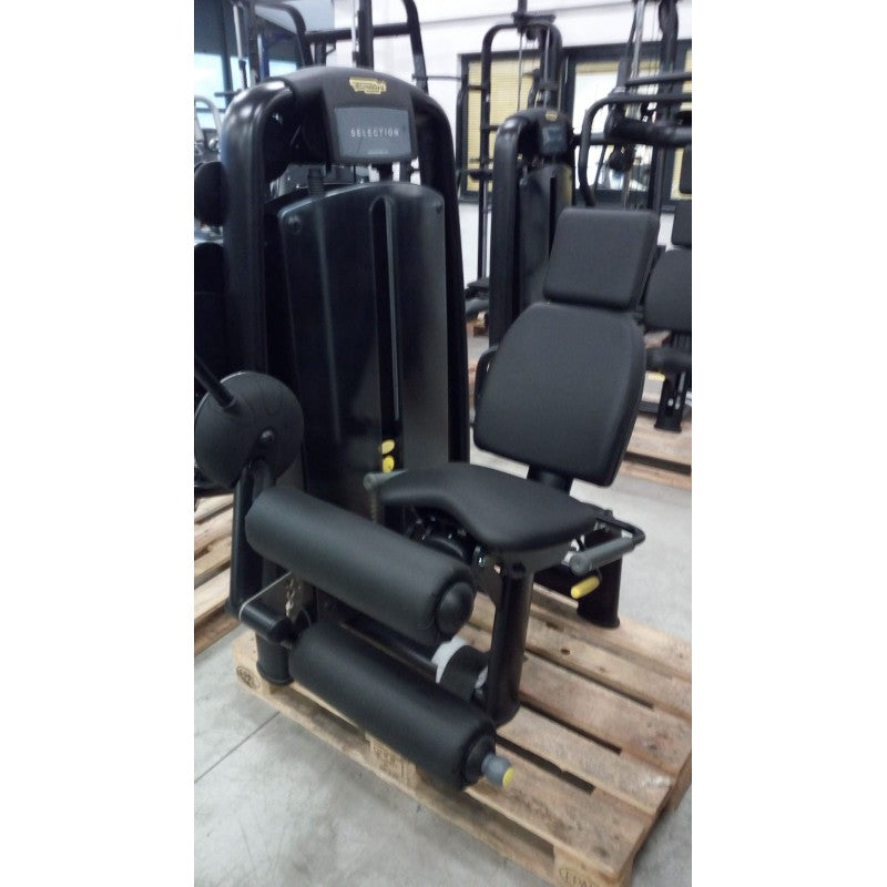 Palestra completa Technogym Matt Black (foto illustrative) macchinari sono disponibili su ordinazione.